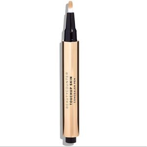 Beautycounter Touchup Concealer Pen in Light